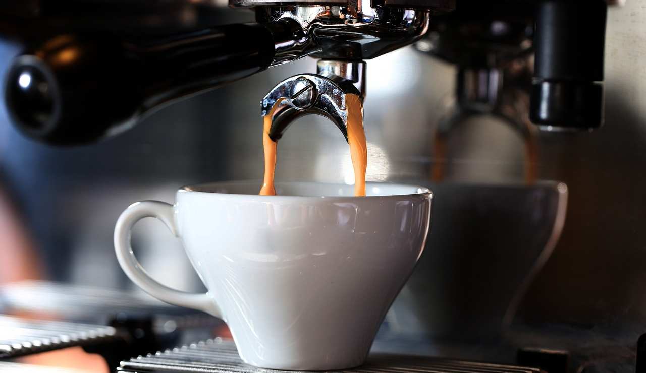 Tazza di caffè (Pixabay foto) - www.guidamamme.it