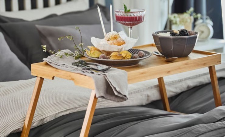 Rasgonds IKEA tavolo colazione letto