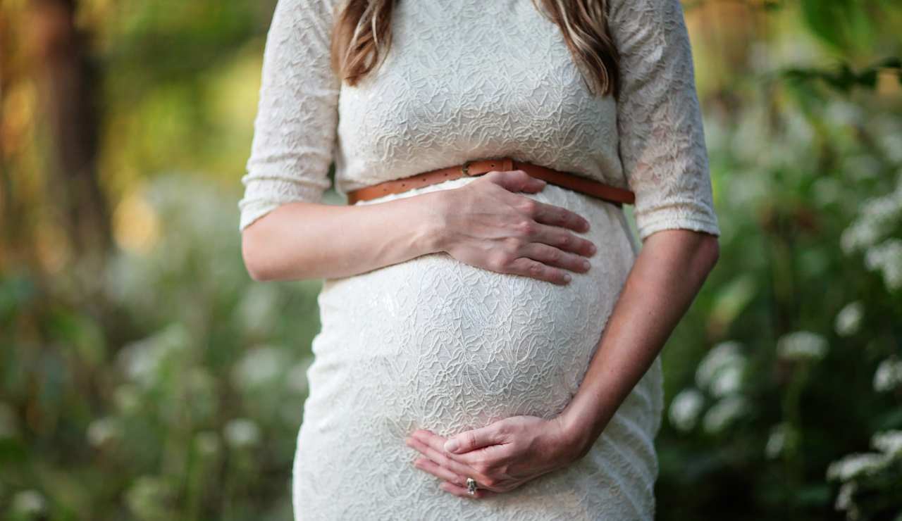 Come riconoscere i primi sintomi della gravidanza settimana per settimana